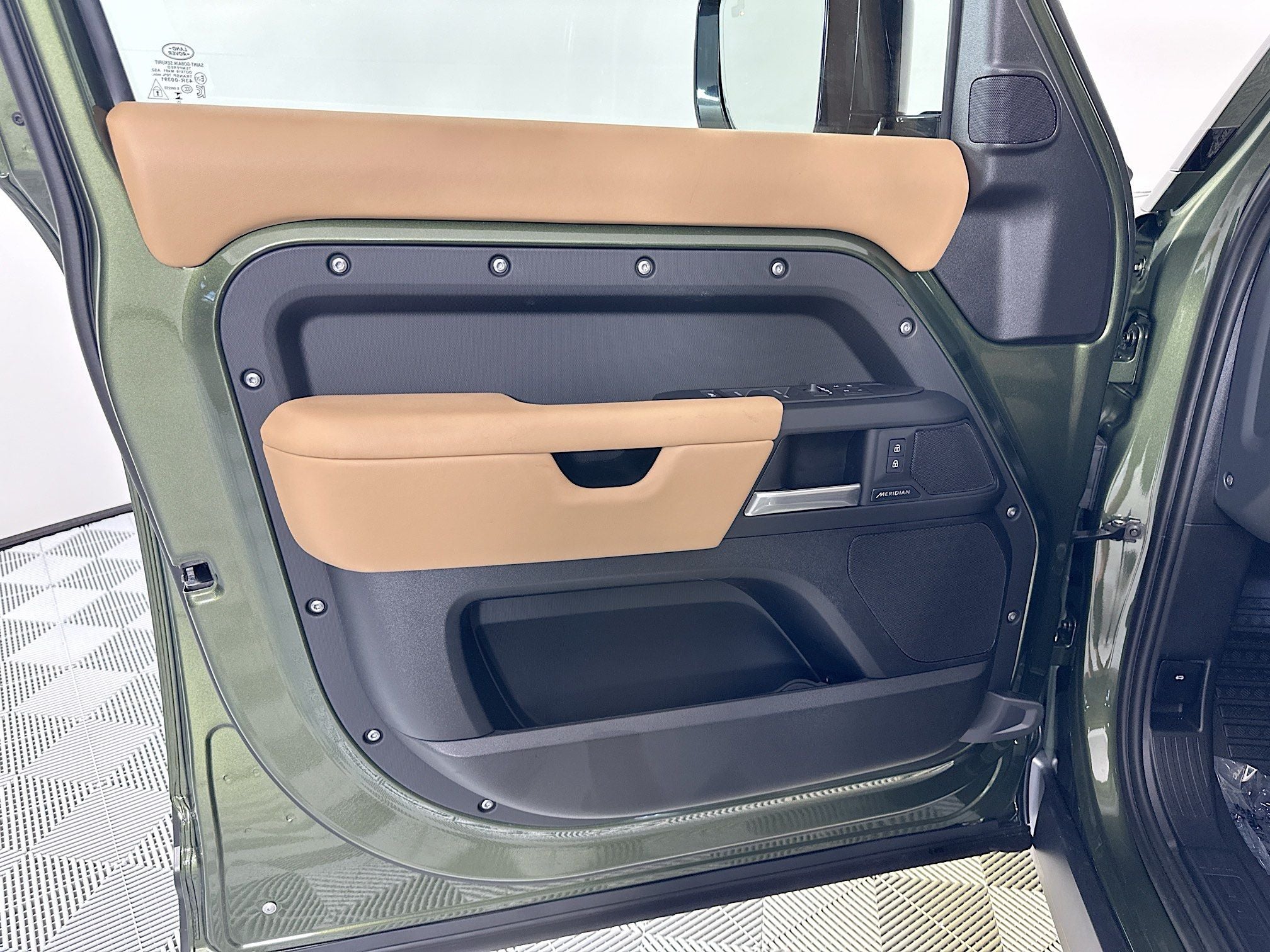 2026 Land Rover Defender 110 S