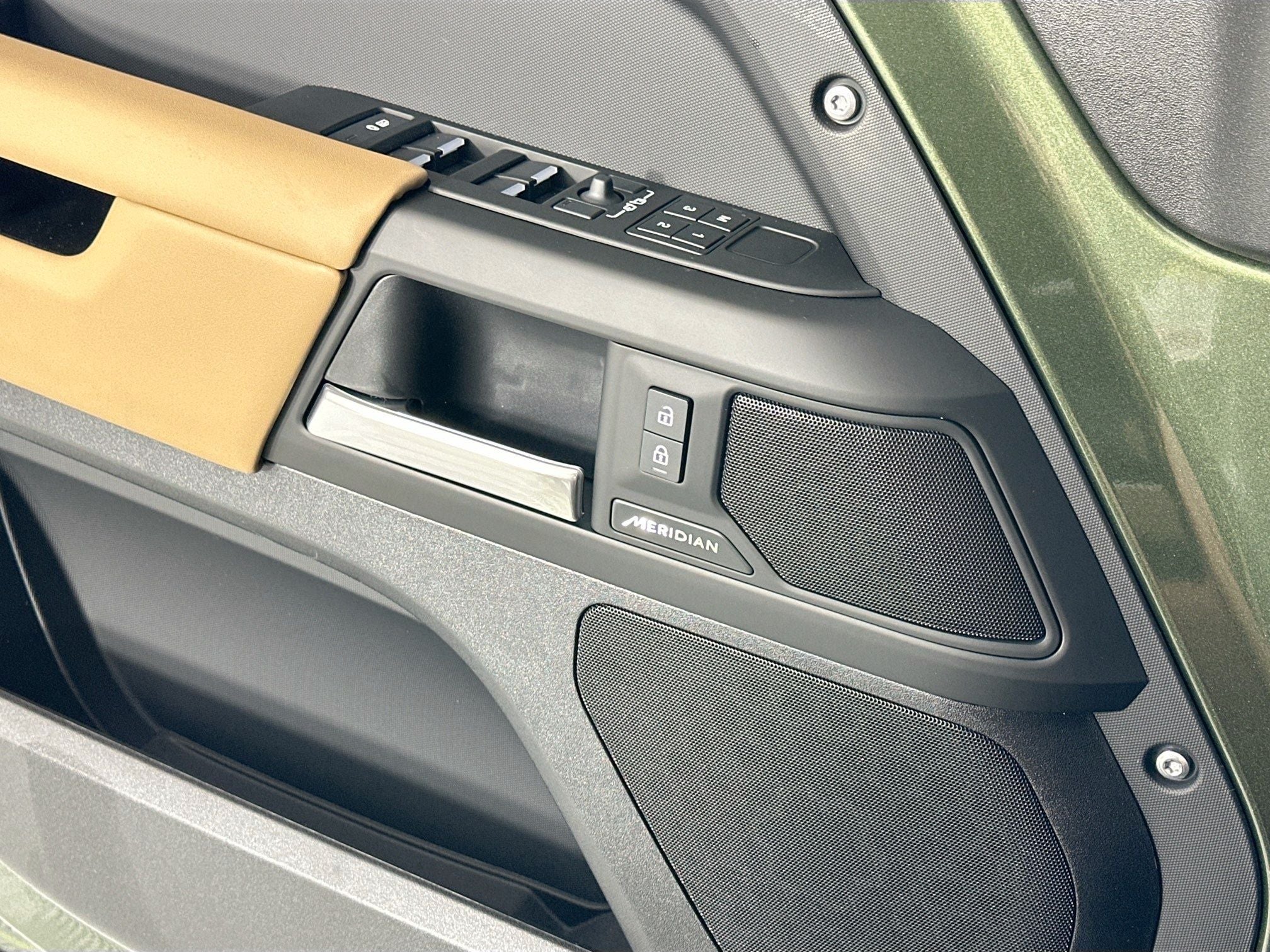 2026 Land Rover Defender 110 S