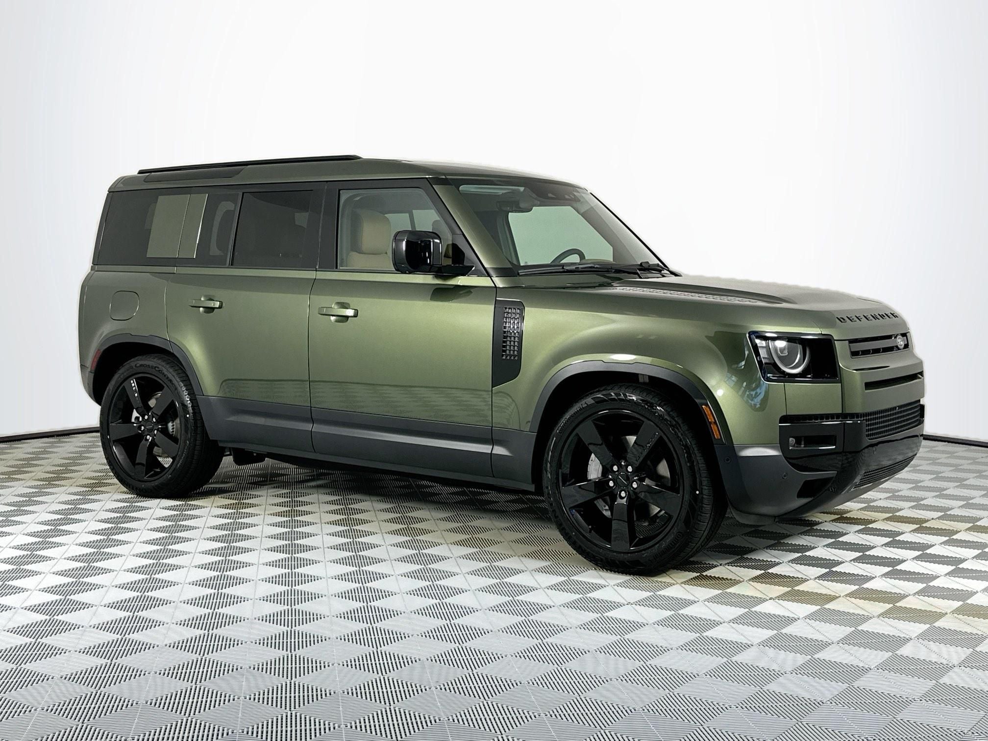 2026 Land Rover Defender 110 S