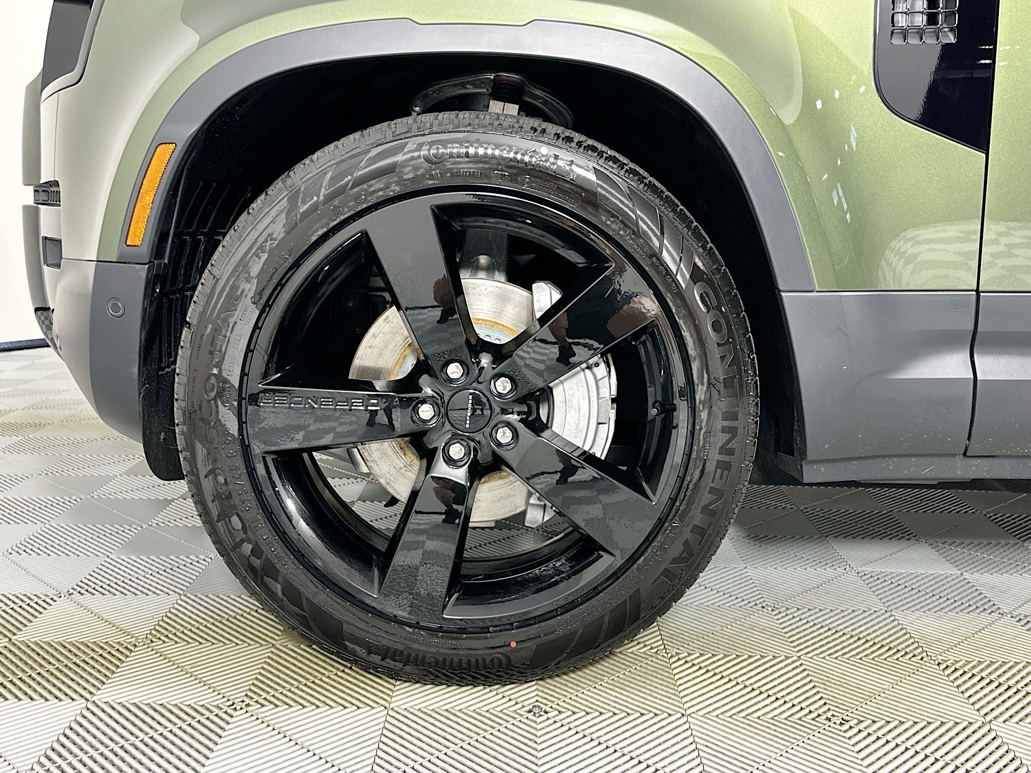 2026 Land Rover Defender 110 S