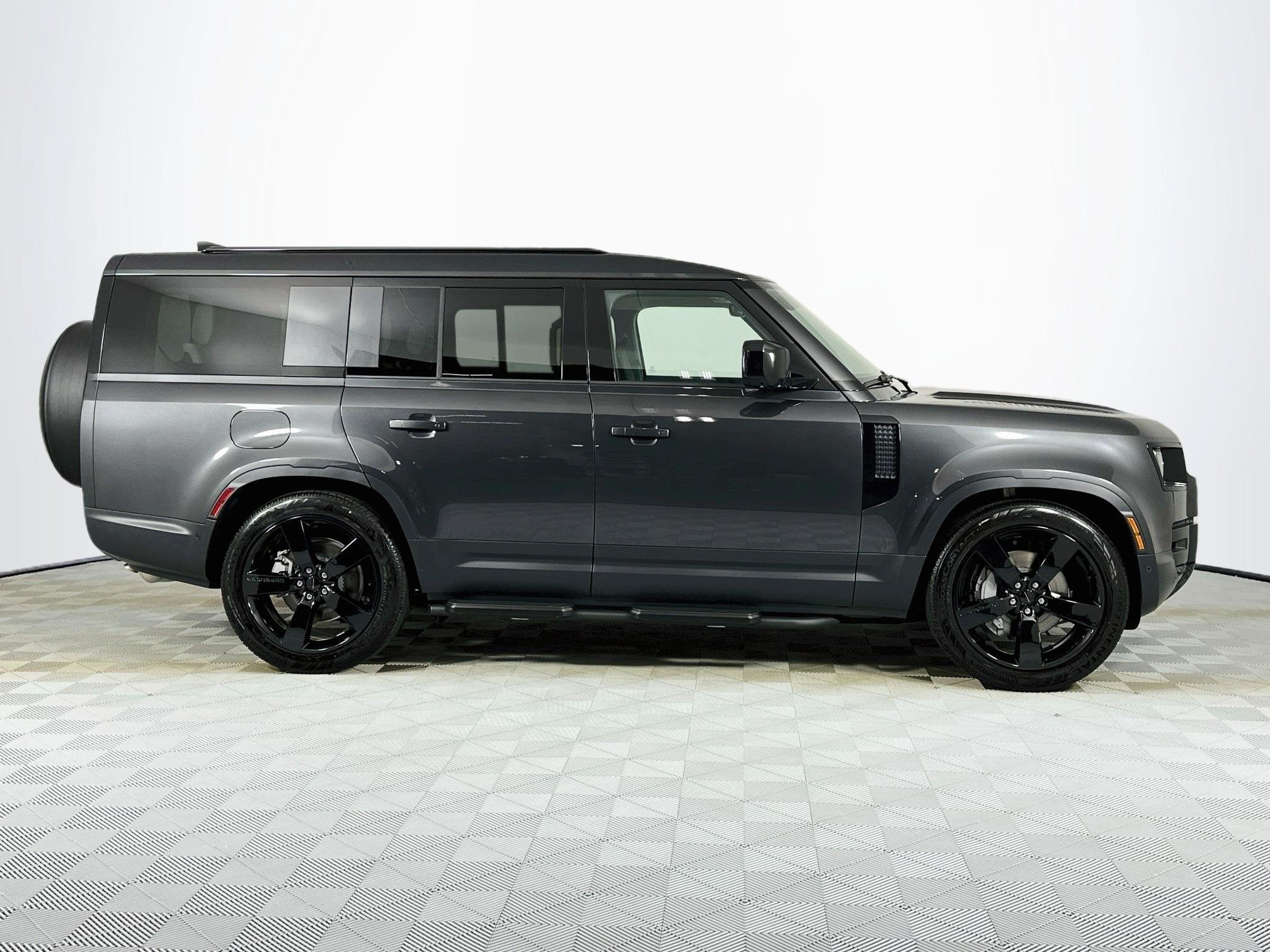 2026 Land Rover Defender 130 S