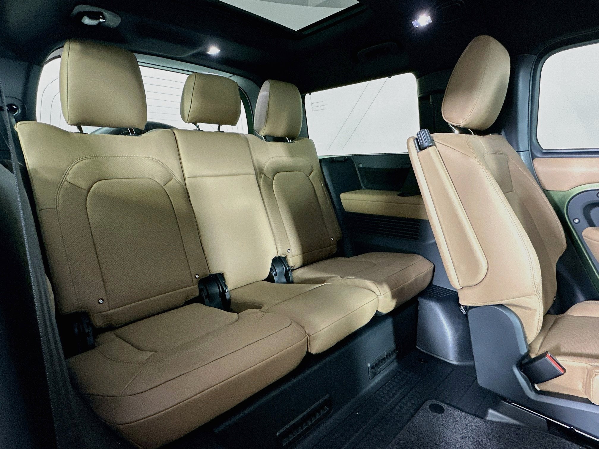 2026 Land Rover Defender 130 S