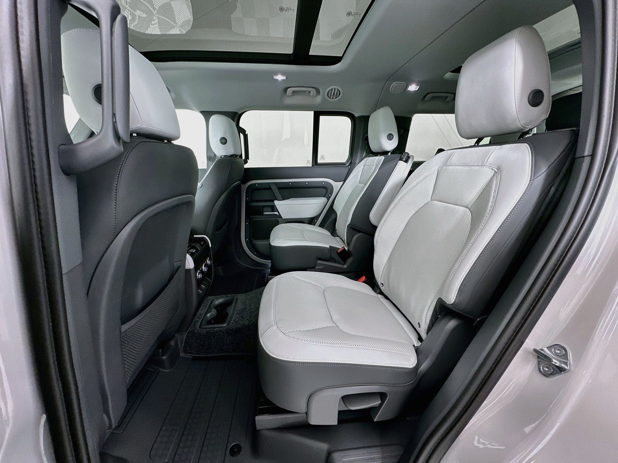 2026 Land Rover Defender 130 S