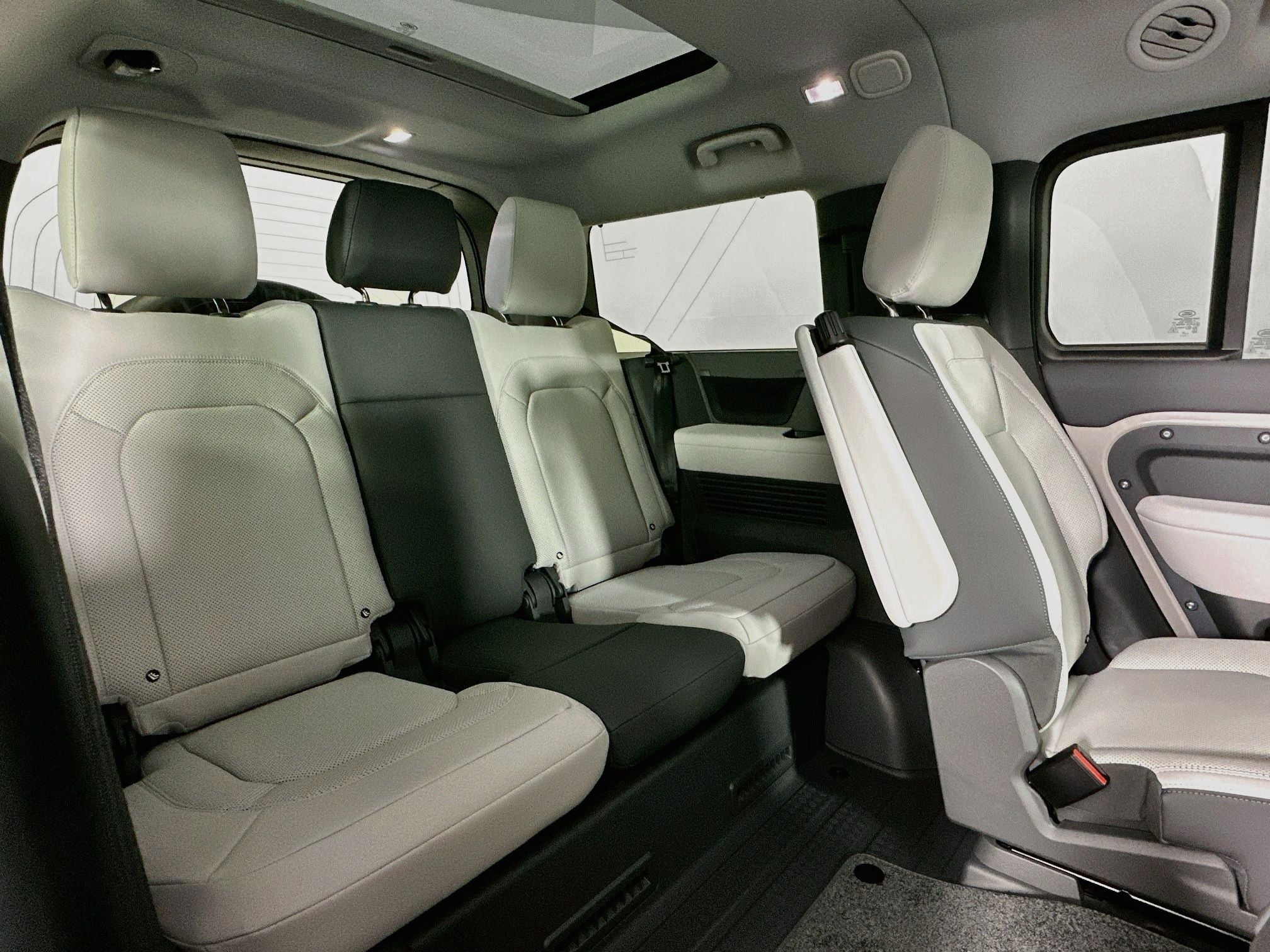 2026 Land Rover Defender 130 S