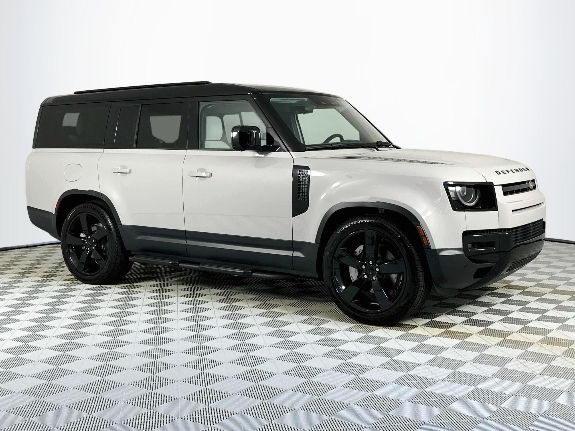 2026 Land Rover Defender 130 S