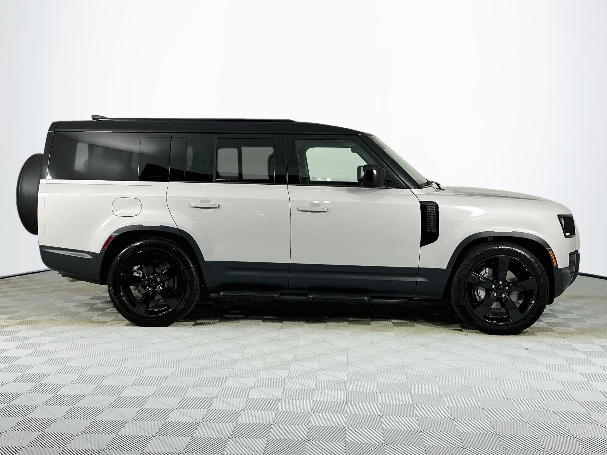 2026 Land Rover Defender 130 S