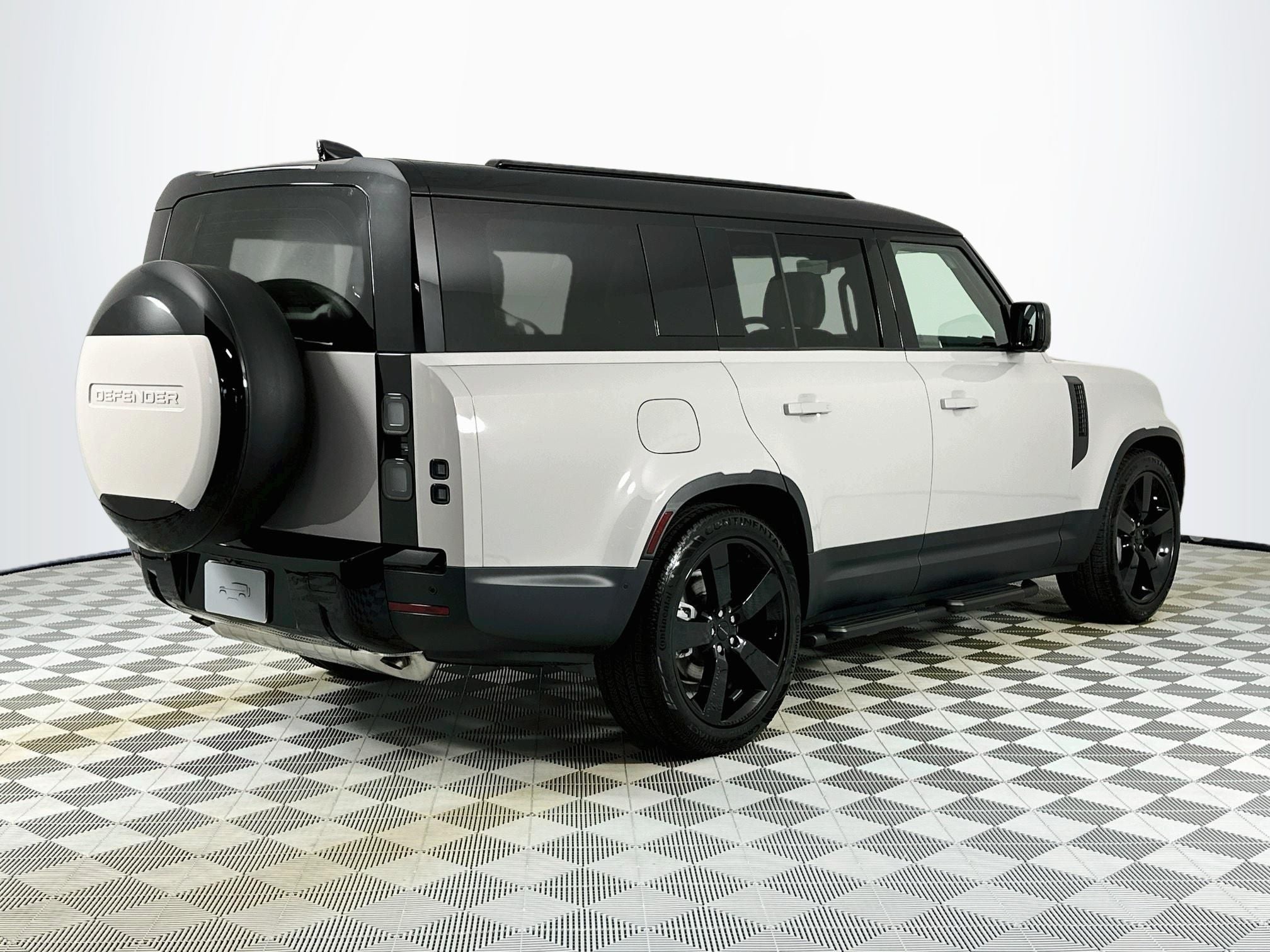 2026 Land Rover Defender 130 S