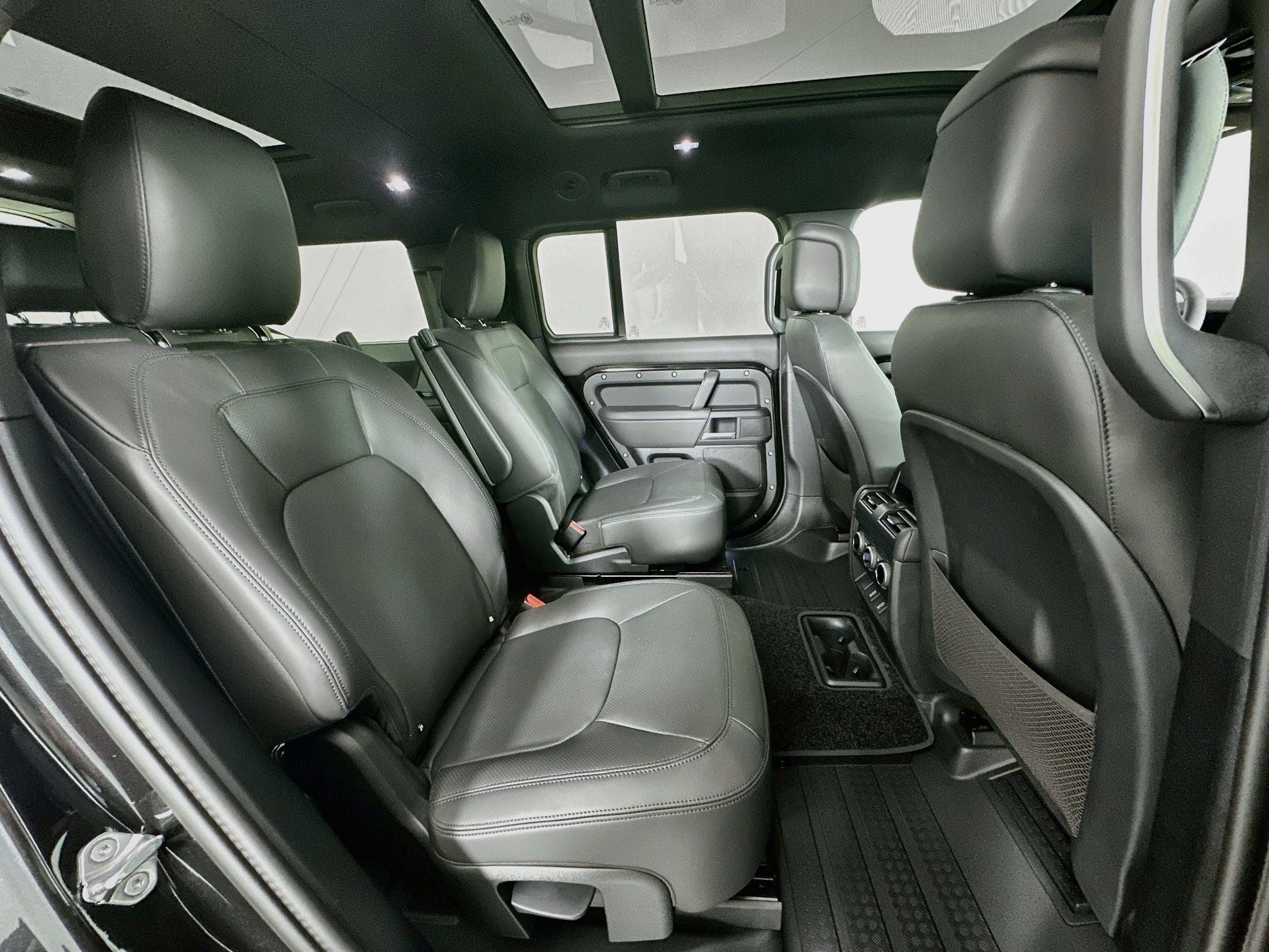 2026 Land Rover Defender 130 S
