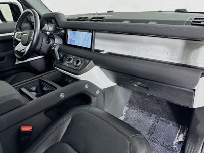 2023 Land Rover Defender 110 SE