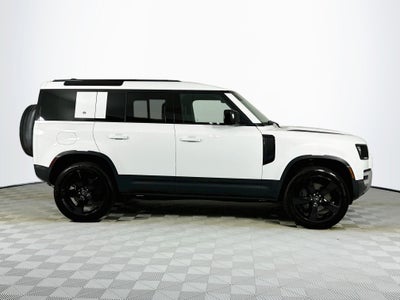 2023 Land Rover Defender 110 SE
