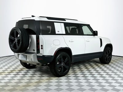 2023 Land Rover Defender 110 SE