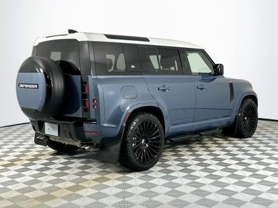 2024 Land Rover Defender 110 SE