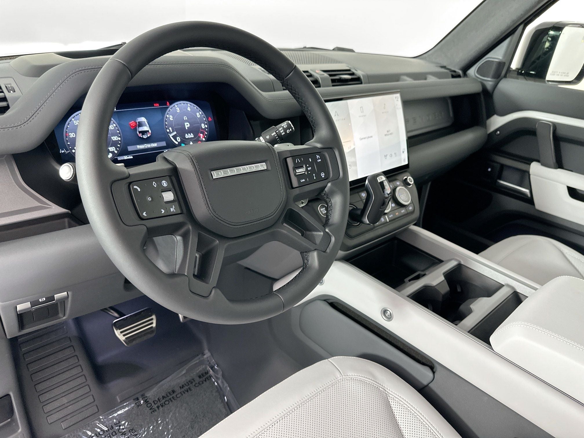 2026 Land Rover Defender 90 V8