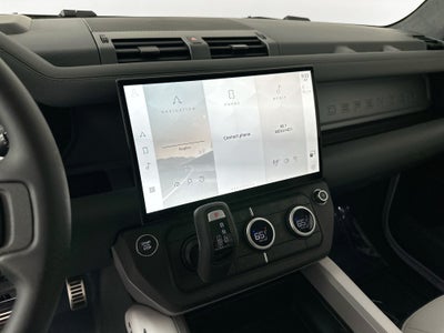 2026 Land Rover Defender 90 V8