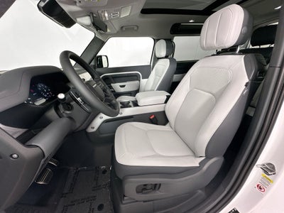 2026 Land Rover Defender 90 V8