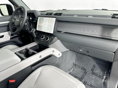 2026 Land Rover Defender 90 V8