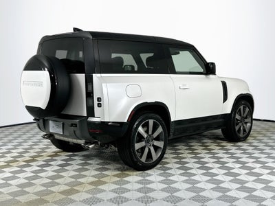 2026 Land Rover Defender 90 V8