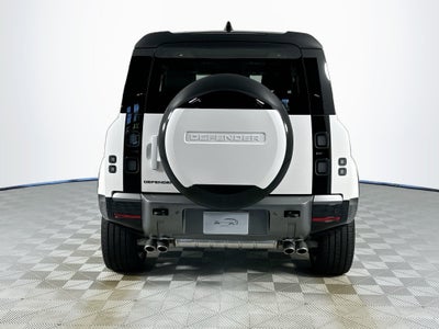 2026 Land Rover Defender 90 V8