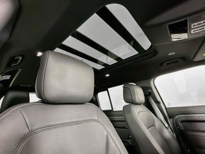 2026 Land Rover Defender 110 Base