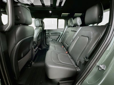 2026 Land Rover Defender 110 Base