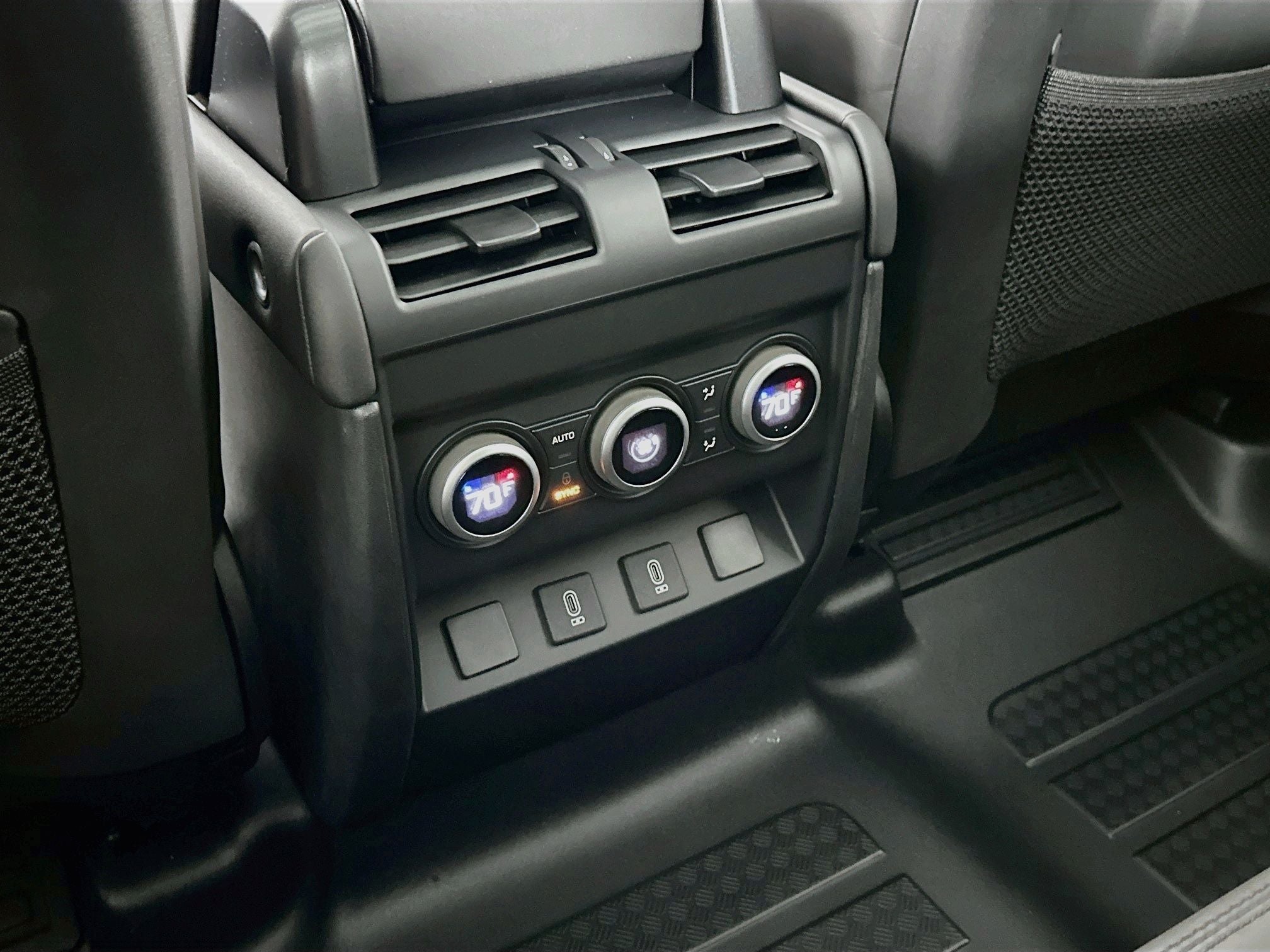 2026 Land Rover Defender 110 Base