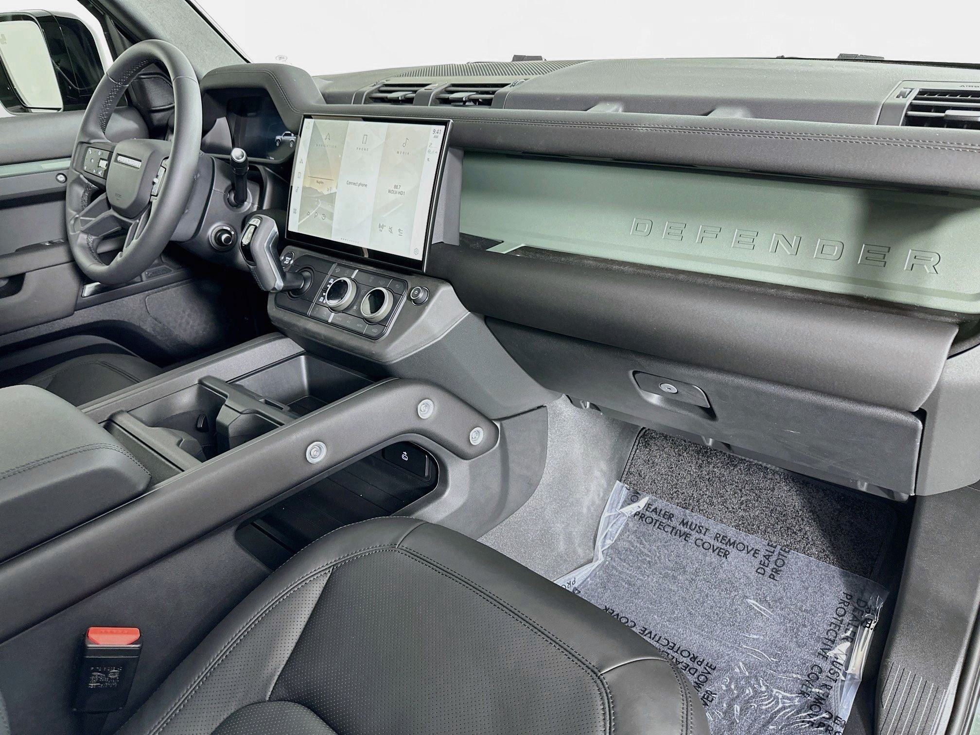 2026 Land Rover Defender 110 Base