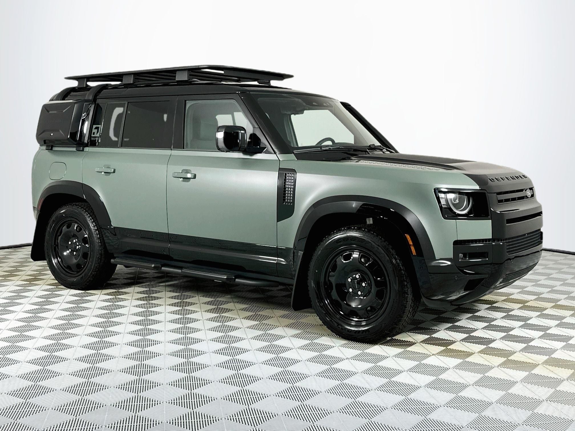 2026 Land Rover Defender 110 Base