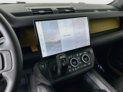 2026 Land Rover Defender 110 Base