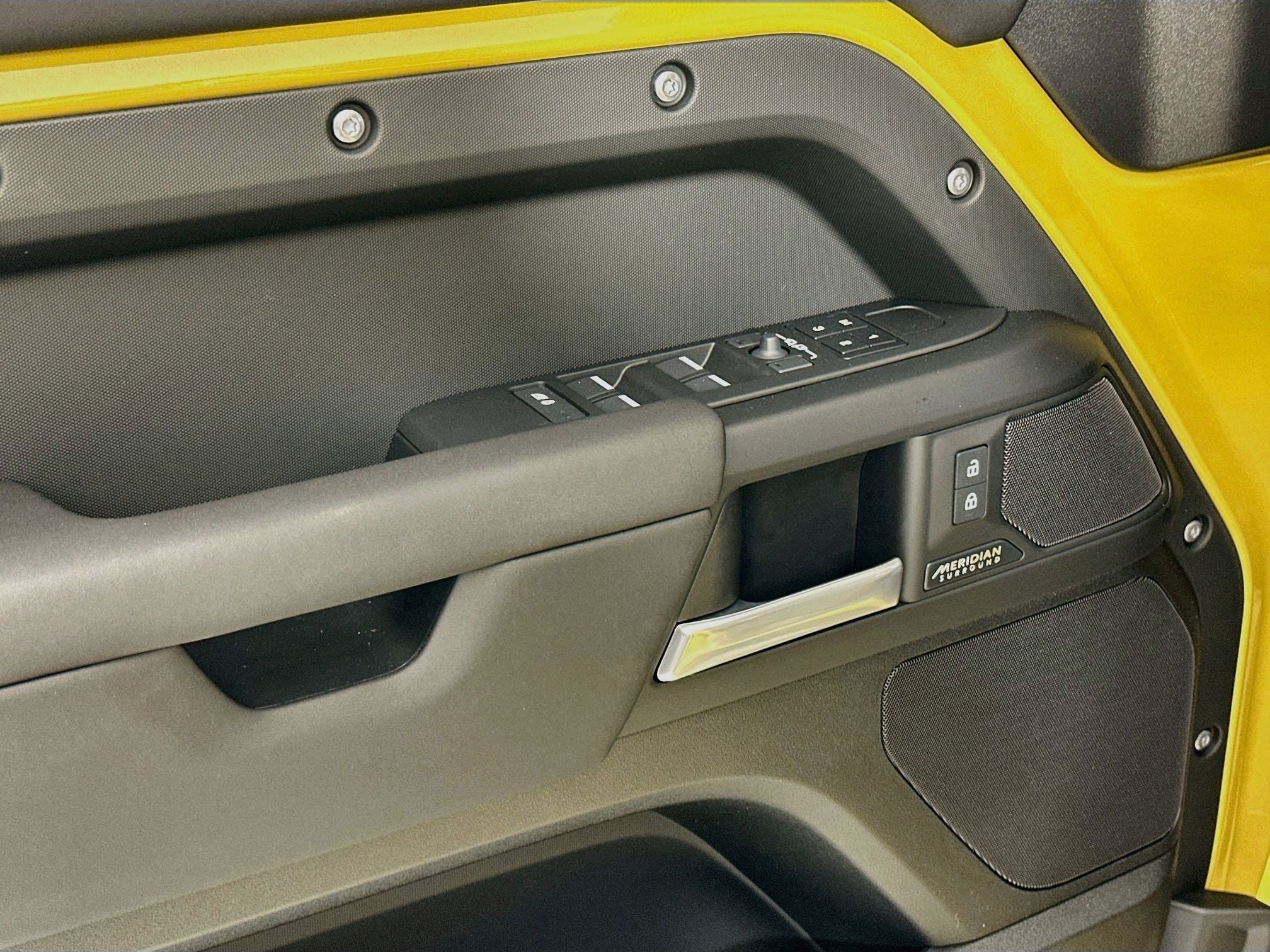 2026 Land Rover Defender 110 Base