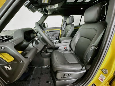 2026 Land Rover Defender 110 Base