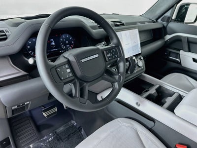 2026 Land Rover Defender 110 V8