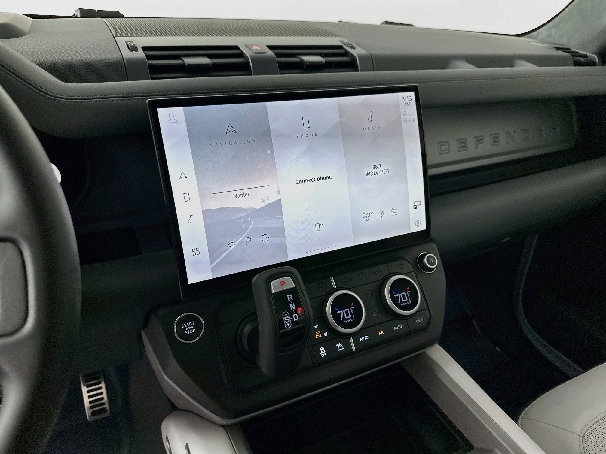 2026 Land Rover Defender 110 V8