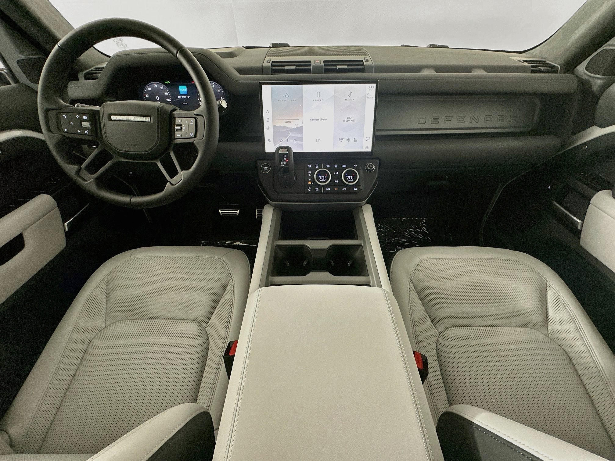 2026 Land Rover Defender 110 V8