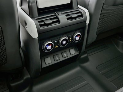 2026 Land Rover Defender 110 V8