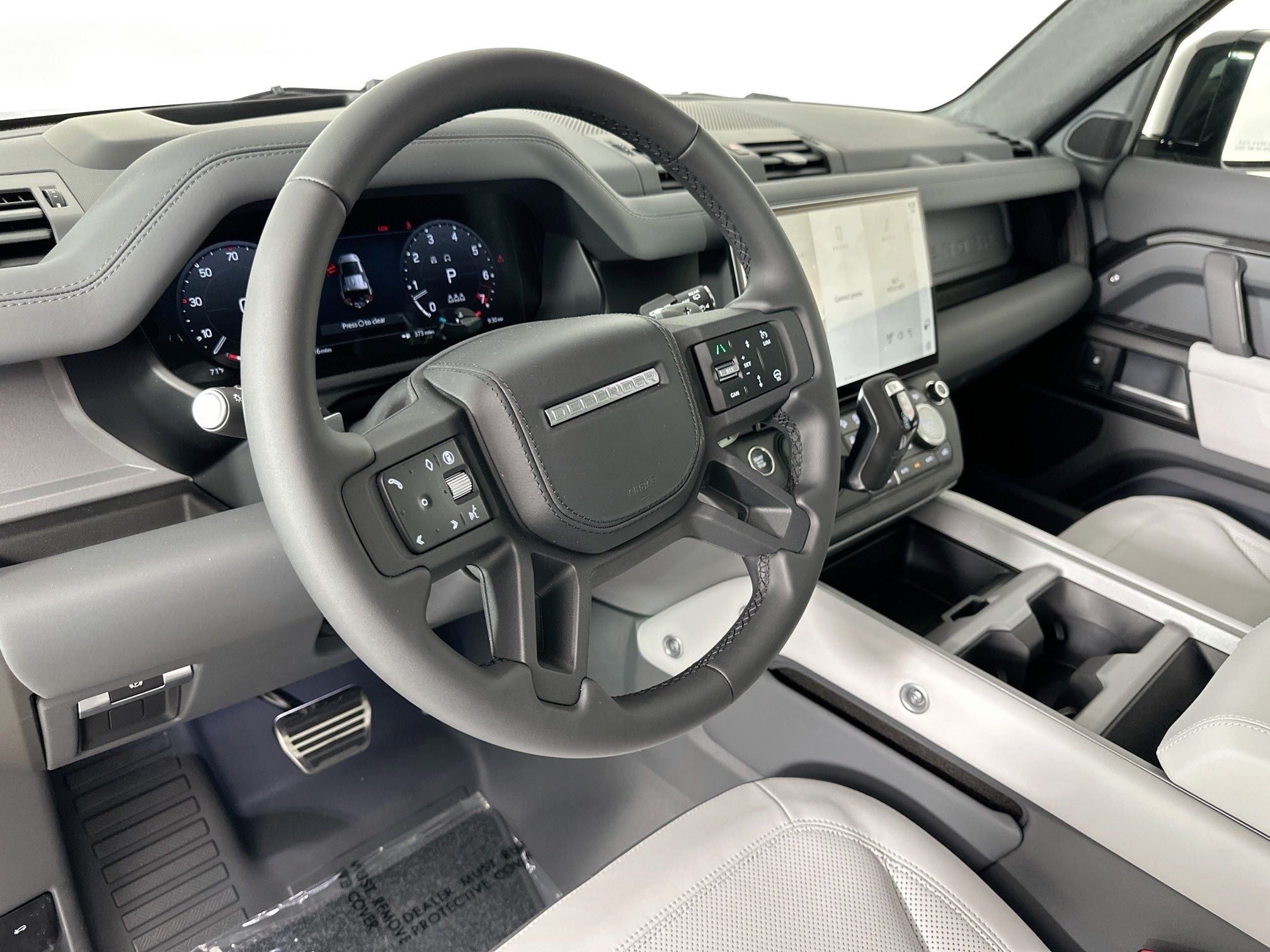2026 Land Rover Defender 110 V8