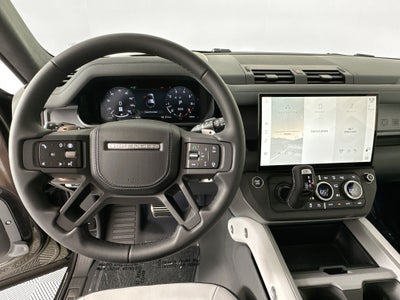2026 Land Rover Defender 110 V8