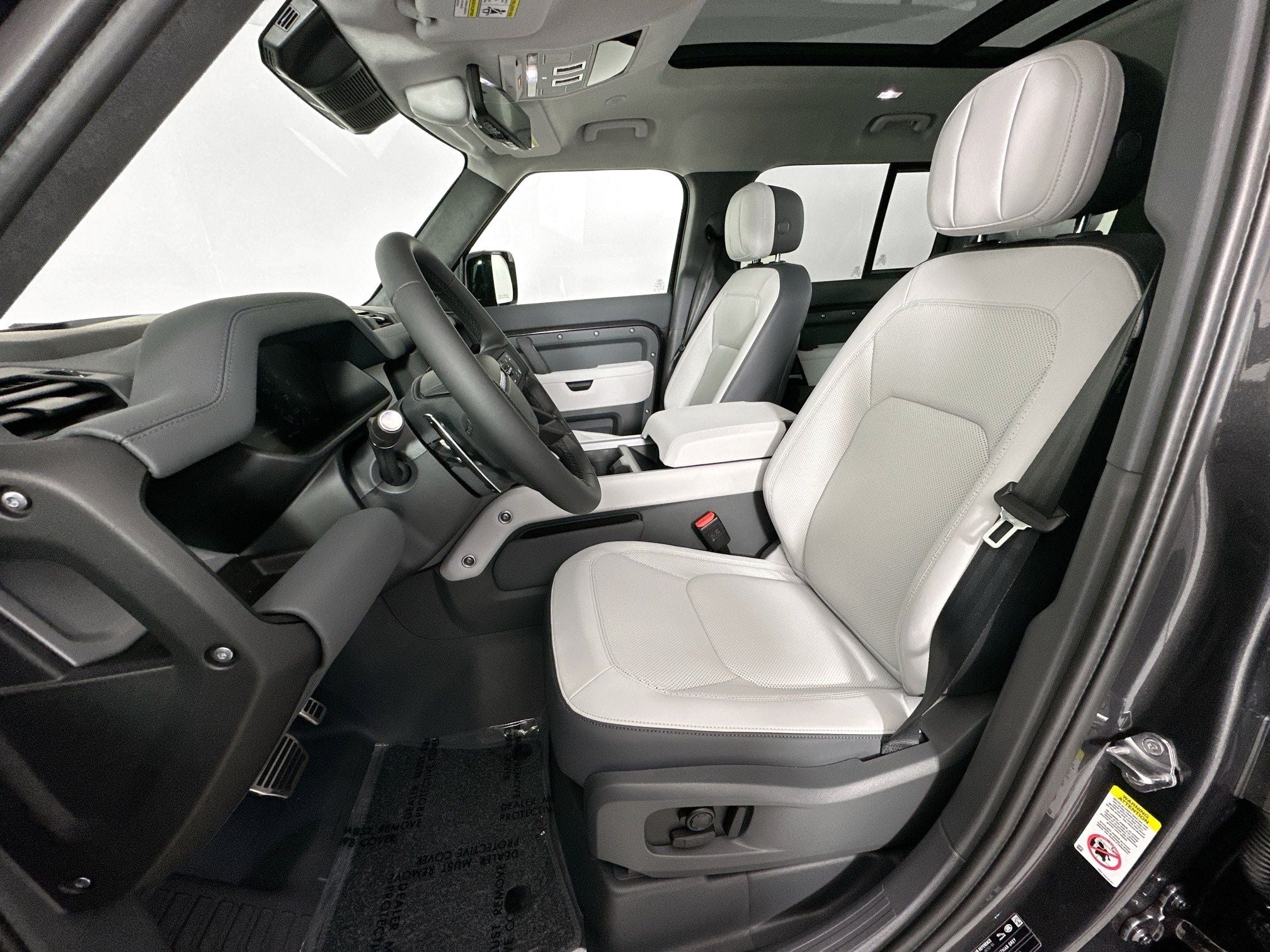 2026 Land Rover Defender 110 V8