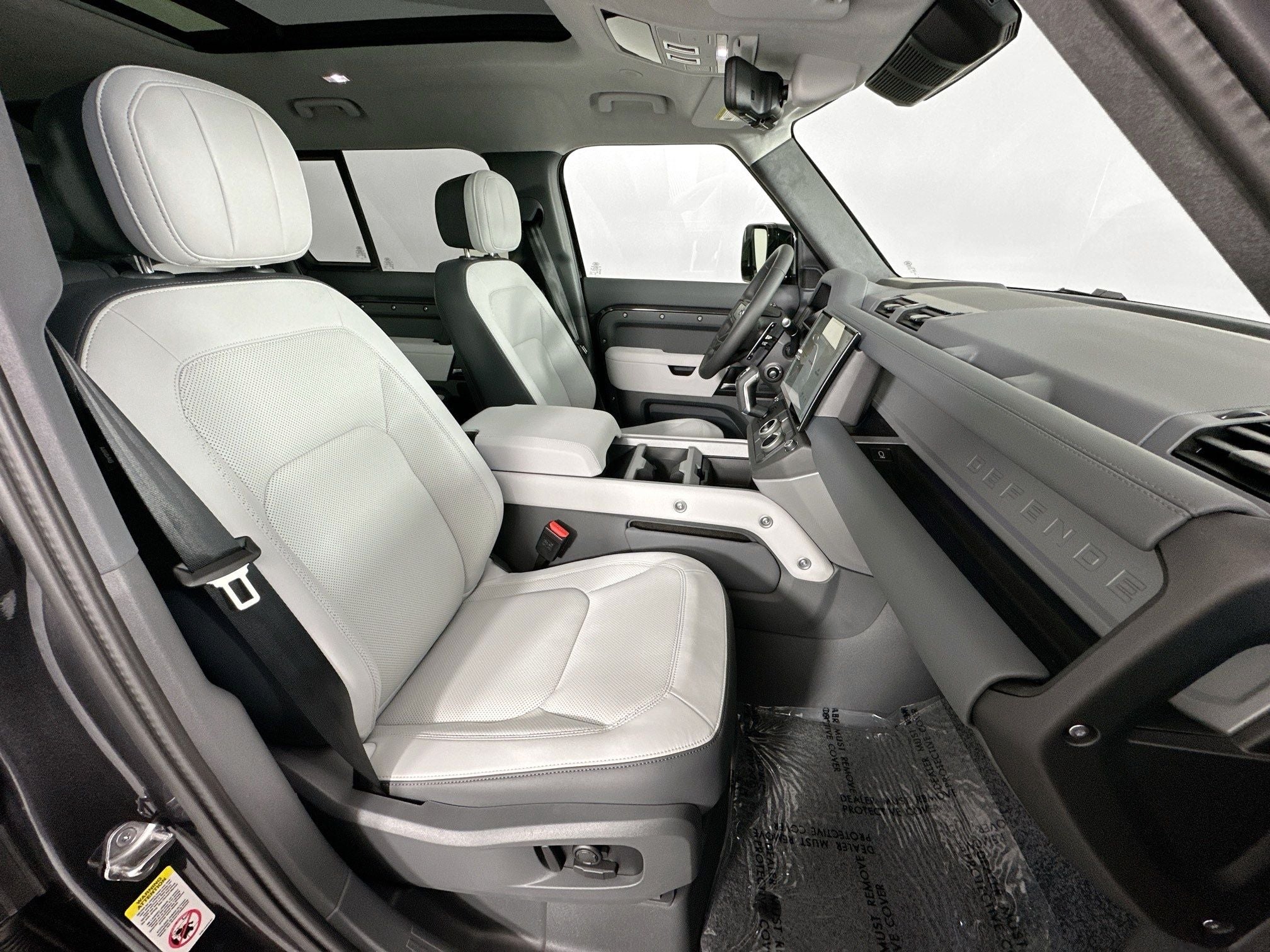 2026 Land Rover Defender 110 V8