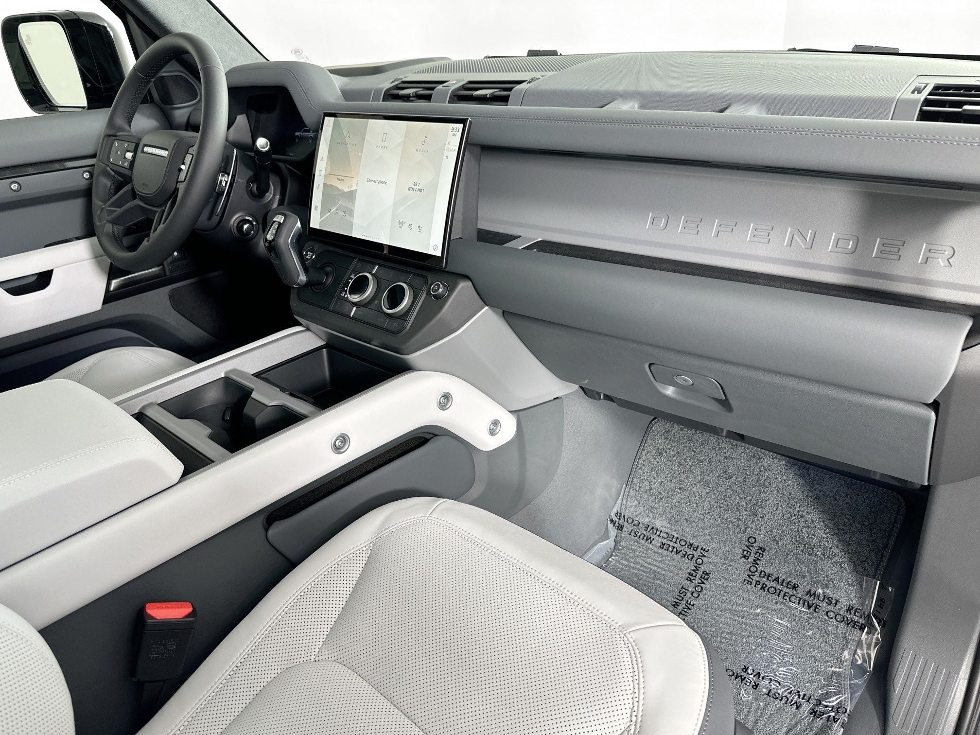 2026 Land Rover Defender 110 V8