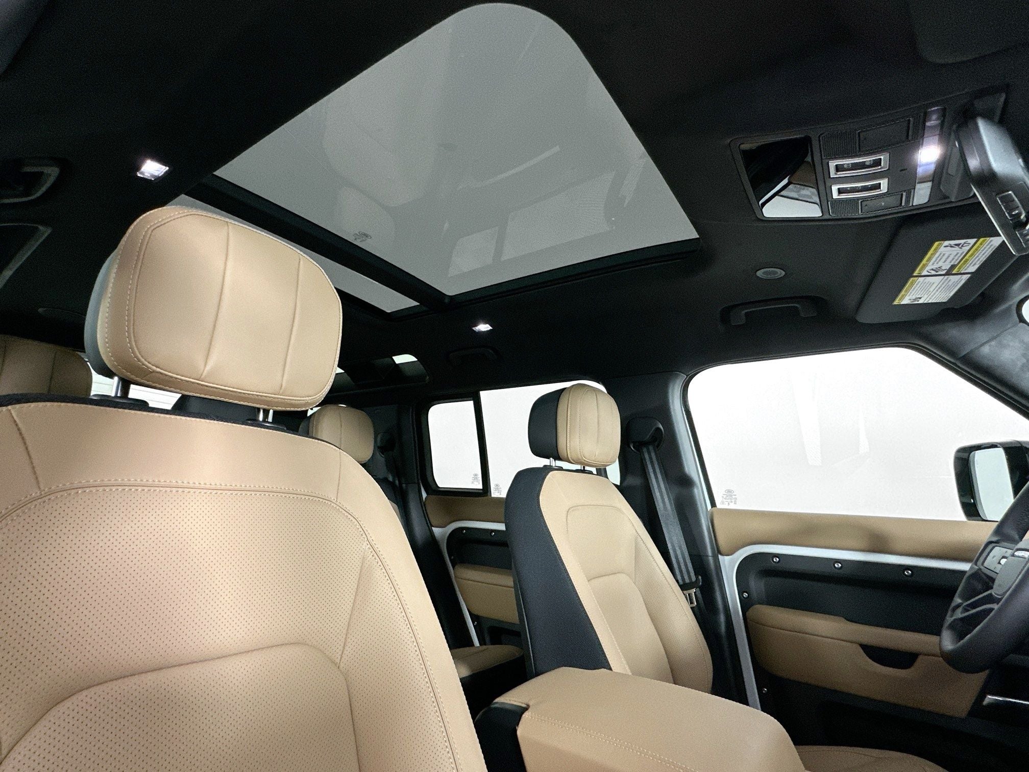 2026 Land Rover Defender 110 V8