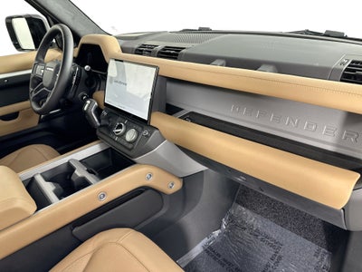 2026 Land Rover Defender 110 V8