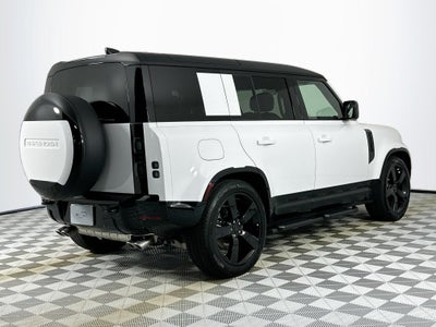 2026 Land Rover Defender 110 V8