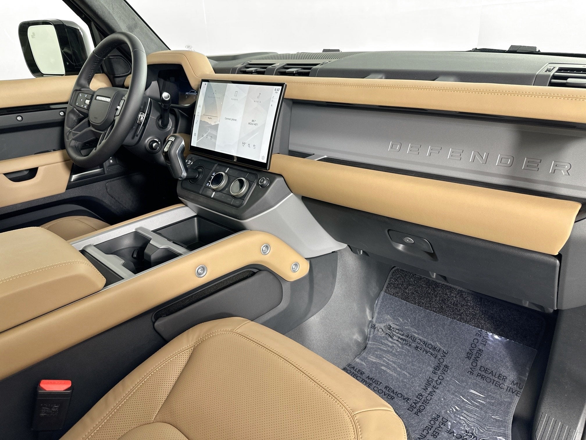 2026 Land Rover Defender 110 V8