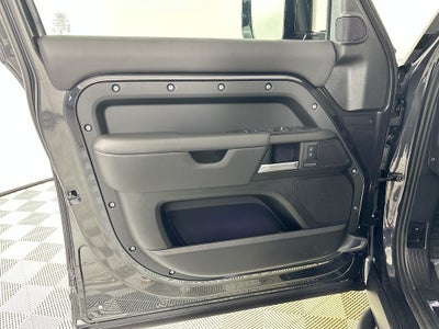 2026 Land Rover Defender 130 V8