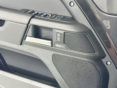 2026 Land Rover Defender 130 V8