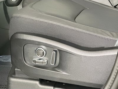 2026 Land Rover Defender 130 V8