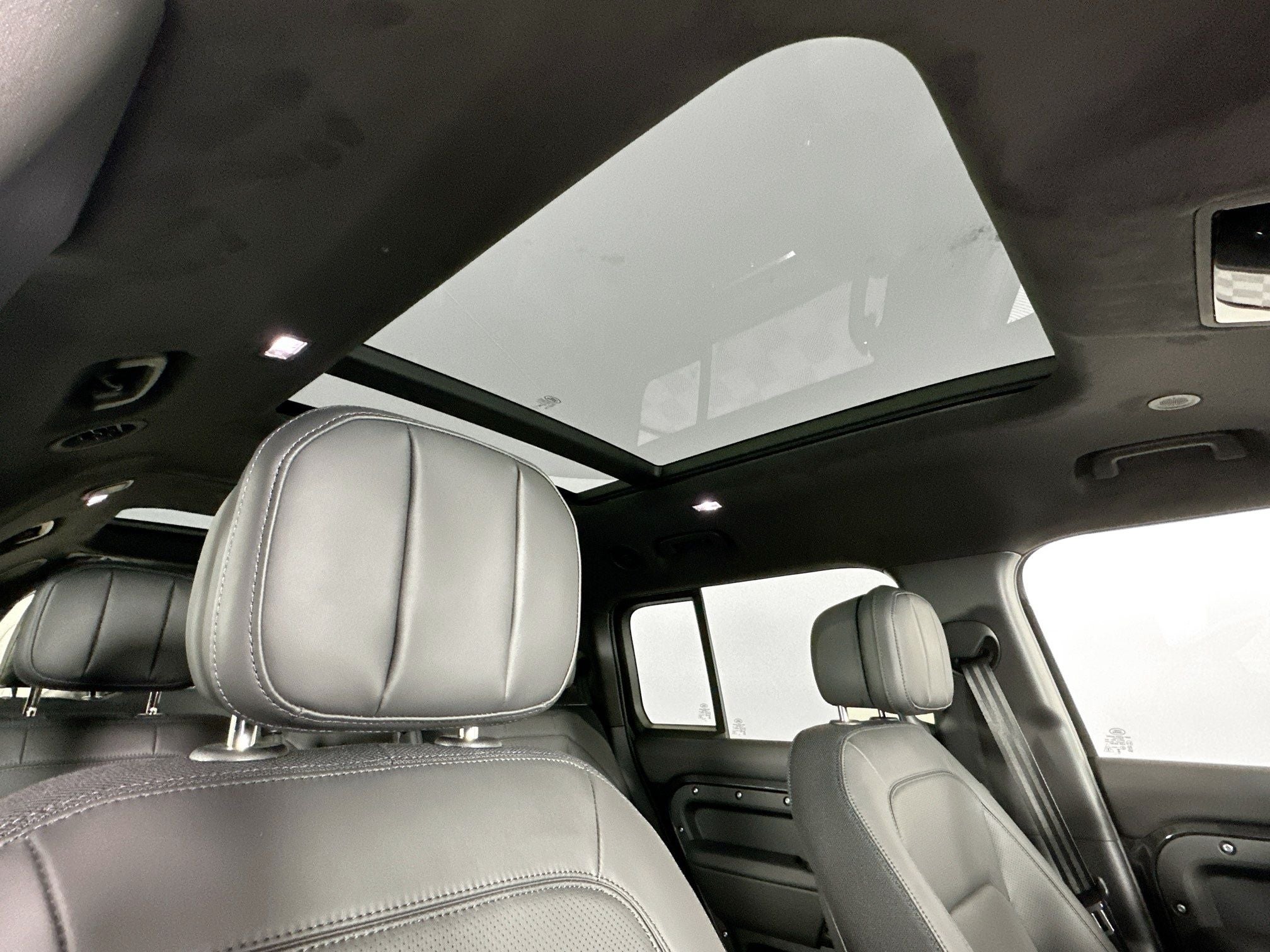 2026 Land Rover Defender 130 V8