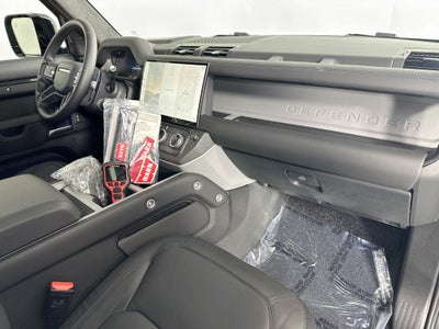 2026 Land Rover Defender 130 V8