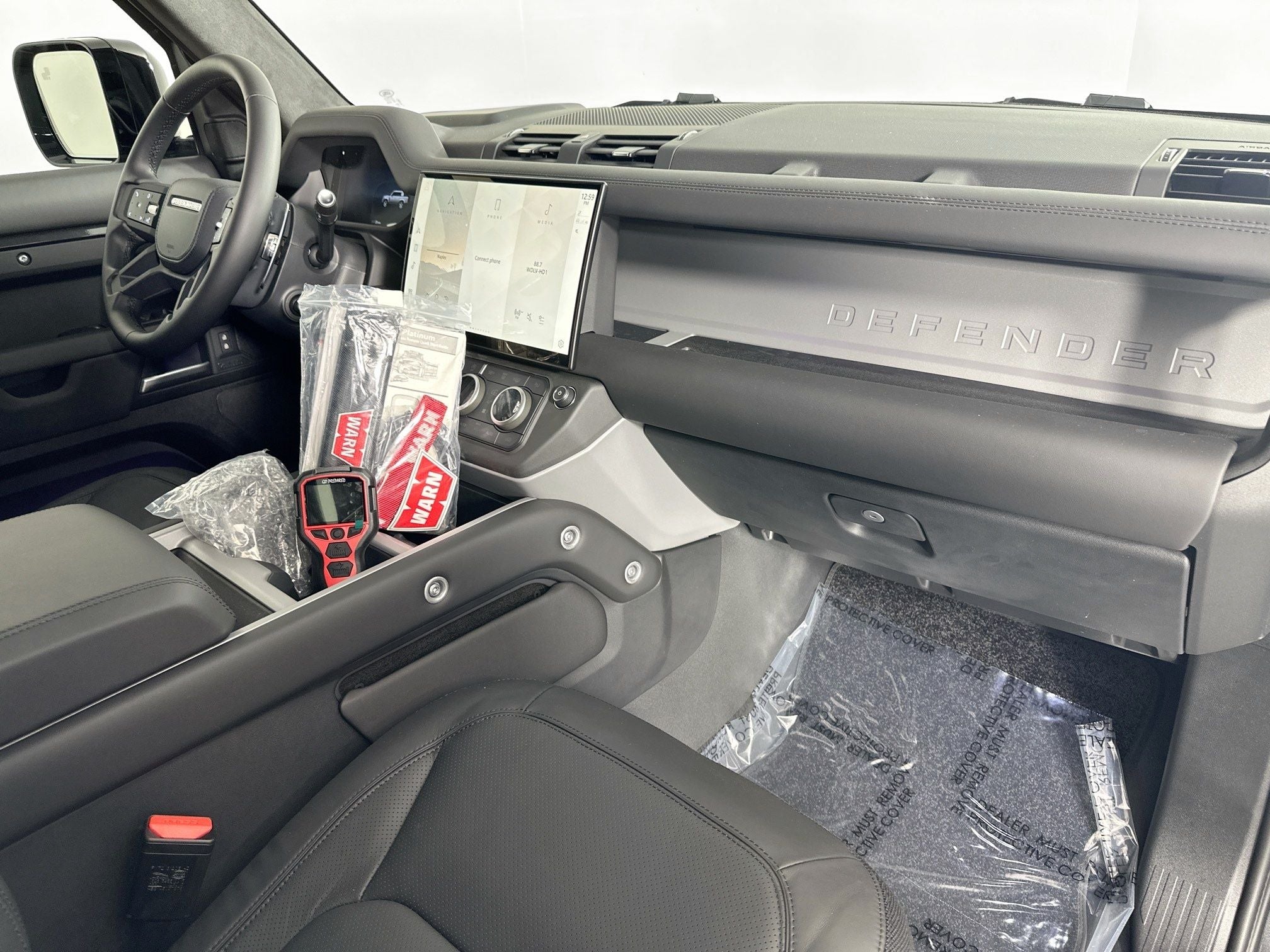 2026 Land Rover Defender 130 V8