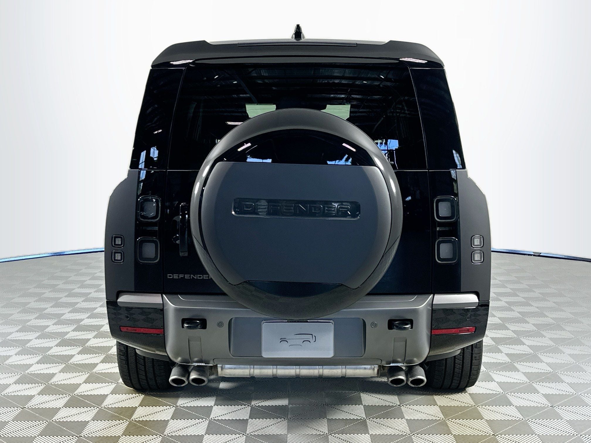 2026 Land Rover Defender 130 V8